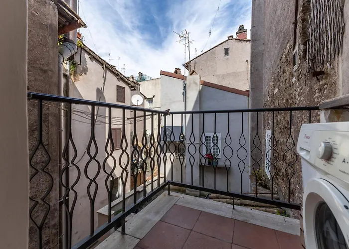 Campo dei Fiori Holiday Home